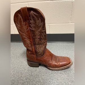 Size 8 Women’s Idyllwind Cowgirl boots